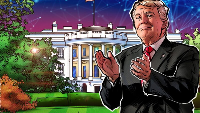 Memecoin topluluğu ABD Kongre Binası yakınlarına 3.6 metrelik altın Trump Bitcoin heykeli dikti